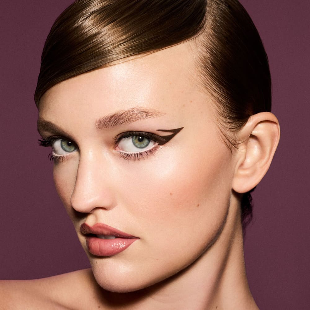 FINE LINEZ MICRO PRECISION (L&Aacute;PIZ DELINEADOR EN GEL)